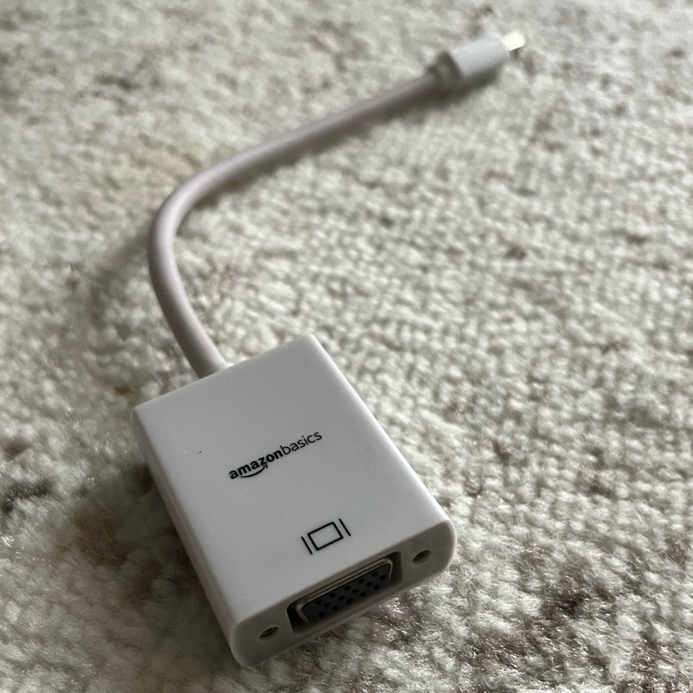 Mini DisplayPort to VGA Adapter